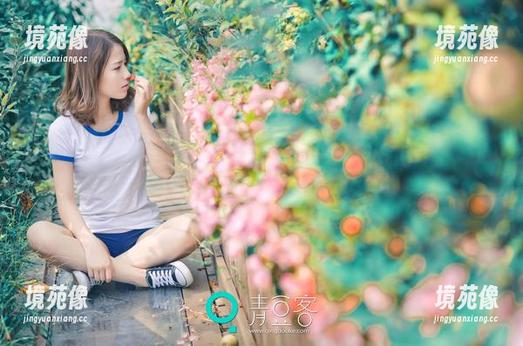 青豆客 - 艾小青的旗袍写真，免费试穿，你敢来吗？